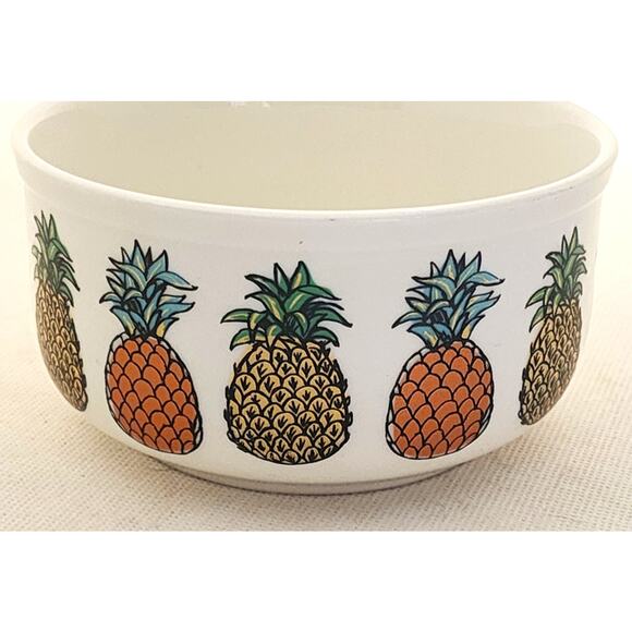 Pet Bowl-Food or Water-Grace Fine Ceramic-Pineapple Design-White-Small - Picture 5 of 7